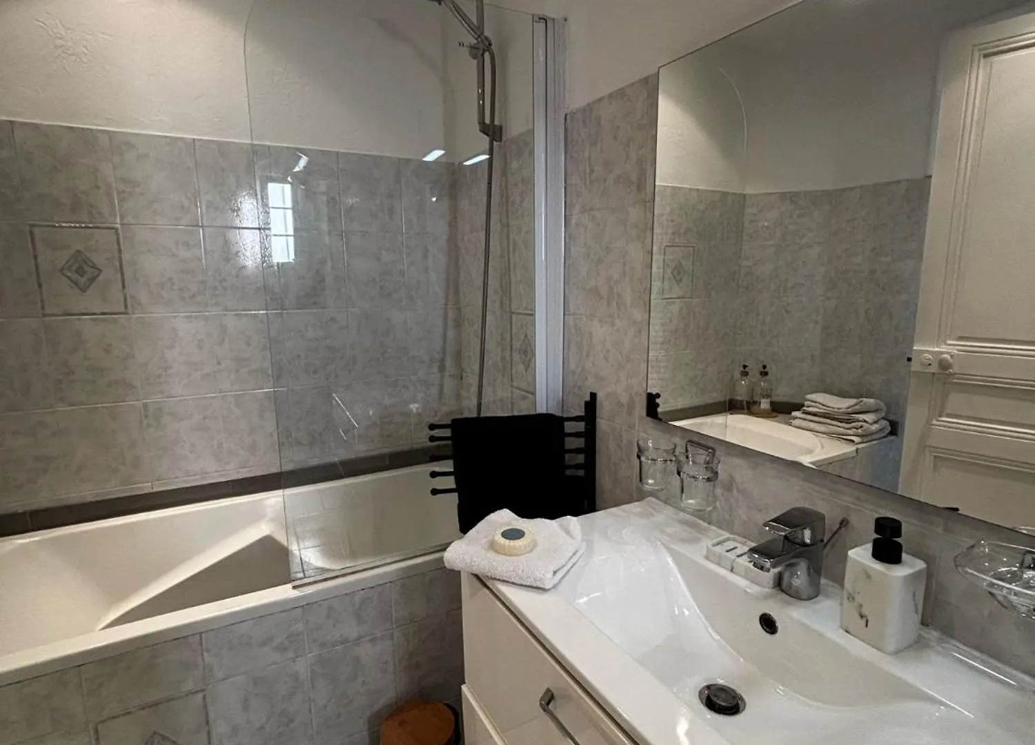 Ferienwohnung Charly Cannes Frankreich